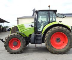 CLAAS - AXION 830